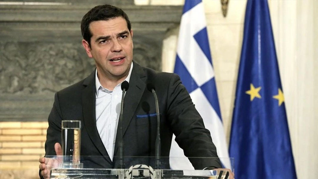 Α.Tσίπρας πέντε 24ωρα μετά και χωρίς να παραιτηθεί: «Αναλαμβάνω ακέραια την πολιτική ευθύνη για την τραγωδία» – Την ποινική ποιος;
